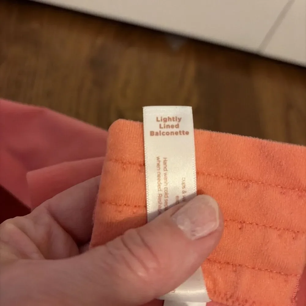 Cacique Lightly Lined Balconette Bra Women's Size 46F - Picture 5 of 5